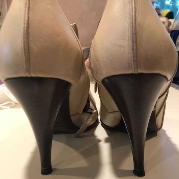 Vicini Italian Leather booties - Picture 3 of 6